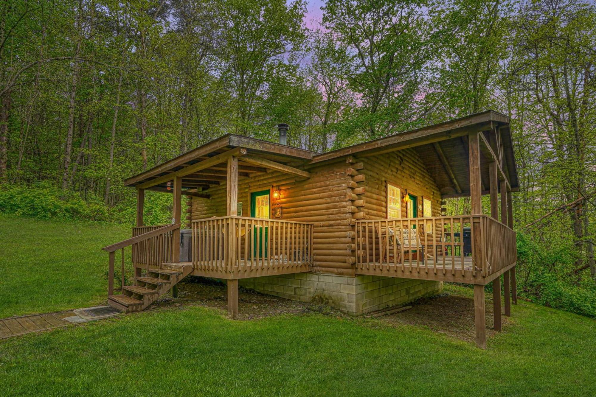 Blue Rose Cabins - Rosebud Cabin Logan Exterior photo